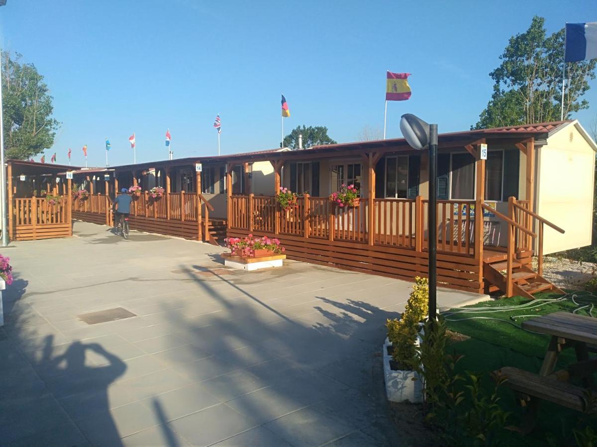 Villaggio Degli Angeli Scerne Pineto Buitenkant foto