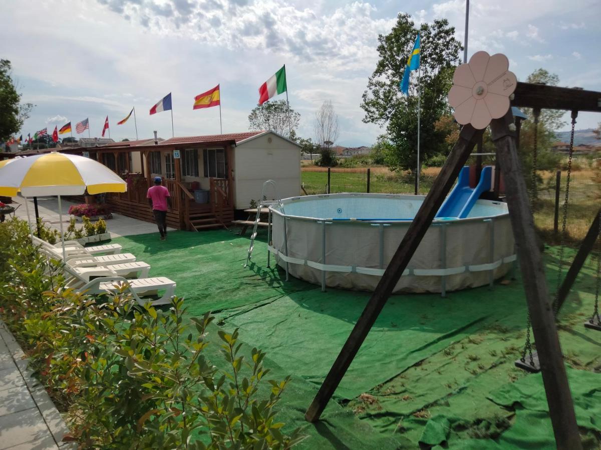 Villaggio Degli Angeli Scerne Pineto Buitenkant foto